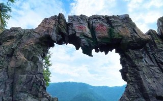 本溪旅游景点哪里好玩一点的地方推荐，本溪有哪些旅游景点儿?
