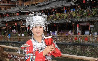 去贵州旅游穿什么衣服舒服又好看，去贵州旅游穿啥衣服