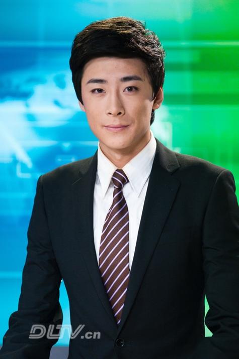 辽宁新闻主持人,辽宁新闻主持人张传旭-第5张图片 辽宁新闻主持人,辽宁新闻主持人张传旭-第5张图片