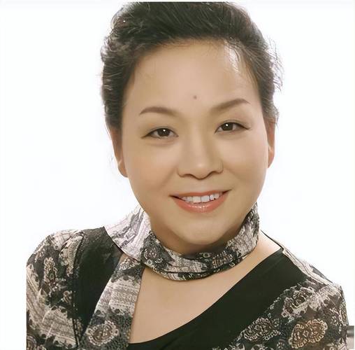 新闻联播主持人罗京,新闻联播主持人罗京简历-第1张图片 新闻联播主持人罗京,新闻联播主持人罗京简历-第1张图片