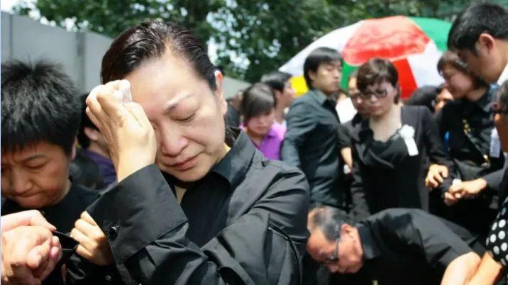 新闻联播主持人罗京,新闻联播主持人罗京简历-第3张图片 新闻联播主持人罗京,新闻联播主持人罗京简历-第3张图片