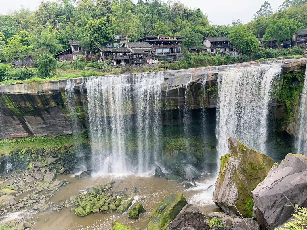 广安旅游景点介绍,广安旅游景点介绍邻水天翼谷-第3张图片 广安旅游景点介绍,广安旅游景点介绍邻水天翼谷-第3张图片
