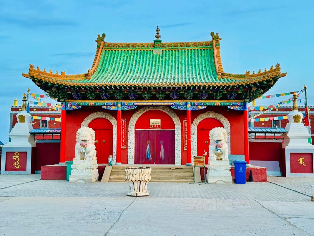 七星湖沙漠生态旅游区,七星湖沙漠生态旅游区门票-第7张图片 七星湖沙漠生态旅游区,七星湖沙漠生态旅游区门票-第7张图片
