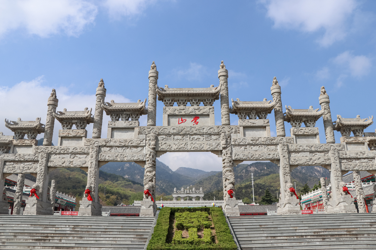 山东临沂旅游攻略景点必去 - 山东临沂旅游攻略景点必去求佛的地方-第1张图片 山东临沂旅游攻略景点必去 - 山东临沂旅游攻略景点必去求佛的地方-第1张图片