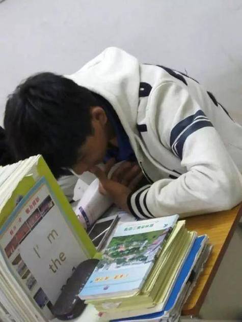 初三出行可不可以带手机 - 初三出行可不可以带手机进去-第4张图片 初三出行可不可以带手机 - 初三出行可不可以带手机进去-第4张图片