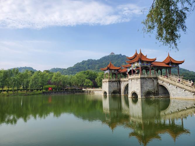 宜春旅游景点大全排名榜(宜春有哪些旅游景点?)-第3张图片 宜春旅游景点大全排名榜(宜春有哪些旅游景点?)-第3张图片