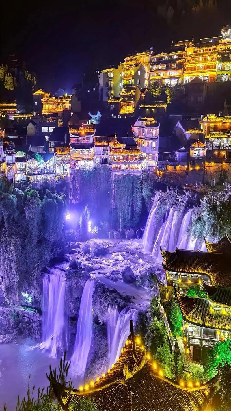 湘西必玩景点排名,湘西必去的景点排名-第1张图片 湘西必玩景点排名,湘西必去的景点排名-第1张图片