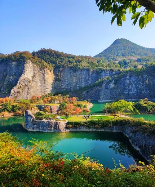 重庆有哪些好玩的旅游景点(重庆好玩的地方 旅游景点)-第5张图片 重庆有哪些好玩的旅游景点(重庆好玩的地方 旅游景点)-第5张图片