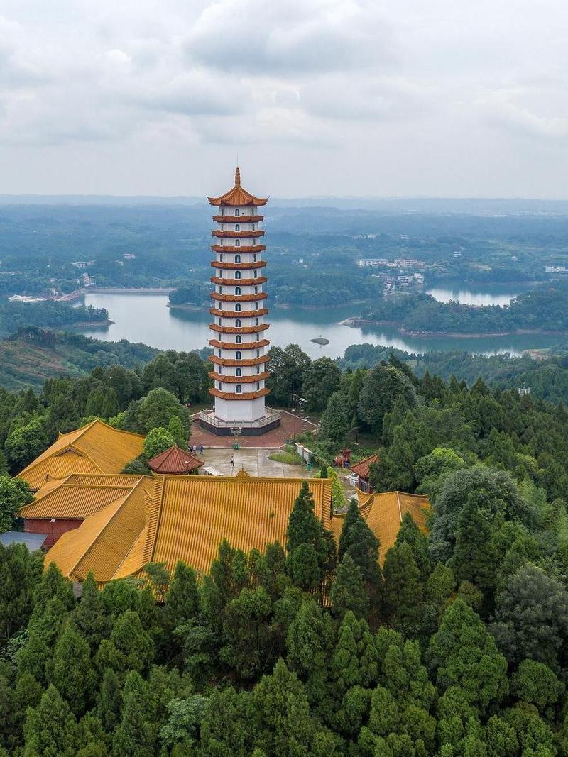 瓦屋山旅游攻略自驾游夏天好玩吗,瓦屋山旅游攻略一天-第2张图片 瓦屋山旅游攻略自驾游夏天好玩吗,瓦屋山旅游攻略一天-第2张图片