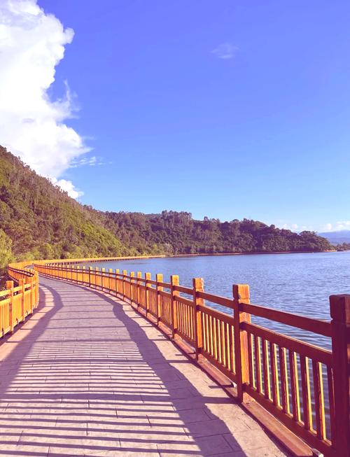 西昌邛海有哪些景点(西昌邛海有哪些景点介绍)-第3张图片 西昌邛海有哪些景点(西昌邛海有哪些景点介绍)-第3张图片