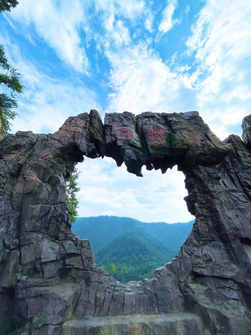 本溪旅游景点哪里好玩一点的地方推荐,本溪有哪些旅游景点儿?-第4张图片 本溪旅游景点哪里好玩一点的地方推荐,本溪有哪些旅游景点儿?-第4张图片