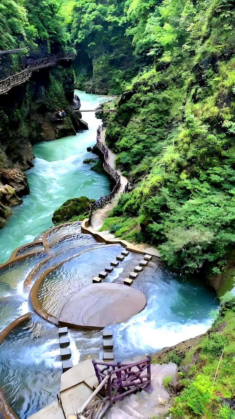 铜仁旅游景点大全推荐 - 铜仁旅游景点有哪些-第3张图片 铜仁旅游景点大全推荐 - 铜仁旅游景点有哪些-第3张图片