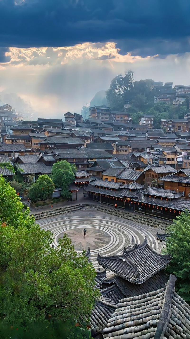 贵州旅游攻略景点 - 贵州旅游攻略景点 贵州旅游自由行攻略-第1张图片 贵州旅游攻略景点 - 贵州旅游攻略景点 贵州旅游自由行攻略-第1张图片