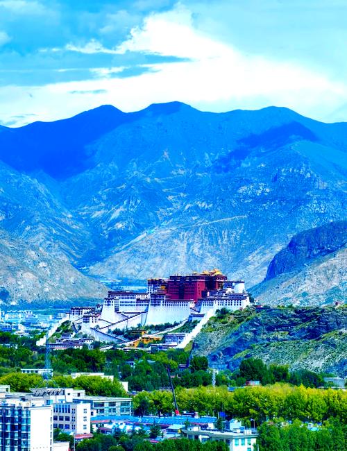 拉萨旅游景点大全景点排名榜 - 拉萨旅游前十景点-第3张图片 拉萨旅游景点大全景点排名榜 - 拉萨旅游前十景点-第3张图片