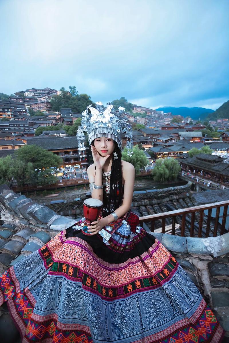 去贵州旅游穿什么衣服舒服又好看,去贵州旅游穿啥衣服-第3张图片 去贵州旅游穿什么衣服舒服又好看,去贵州旅游穿啥衣服-第3张图片