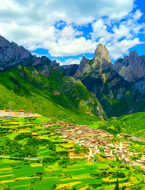 甘南旅游必去前十景点排名,甘南旅游景点大全排名-第2张图片 甘南旅游必去前十景点排名,甘南旅游景点大全排名-第2张图片