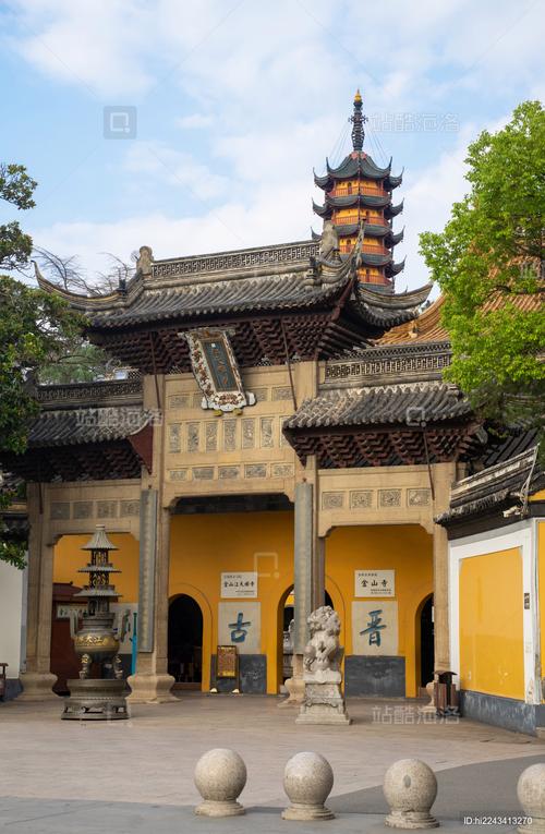 镇江金山公园景点介绍,镇江金山公园在哪里-第3张图片 镇江金山公园景点介绍,镇江金山公园在哪里-第3张图片