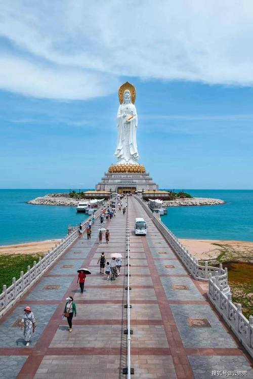 海南三亚的旅游景点,海南三亚旅游景点介绍及旅游路线-第2张图片 海南三亚的旅游景点,海南三亚旅游景点介绍及旅游路线-第2张图片