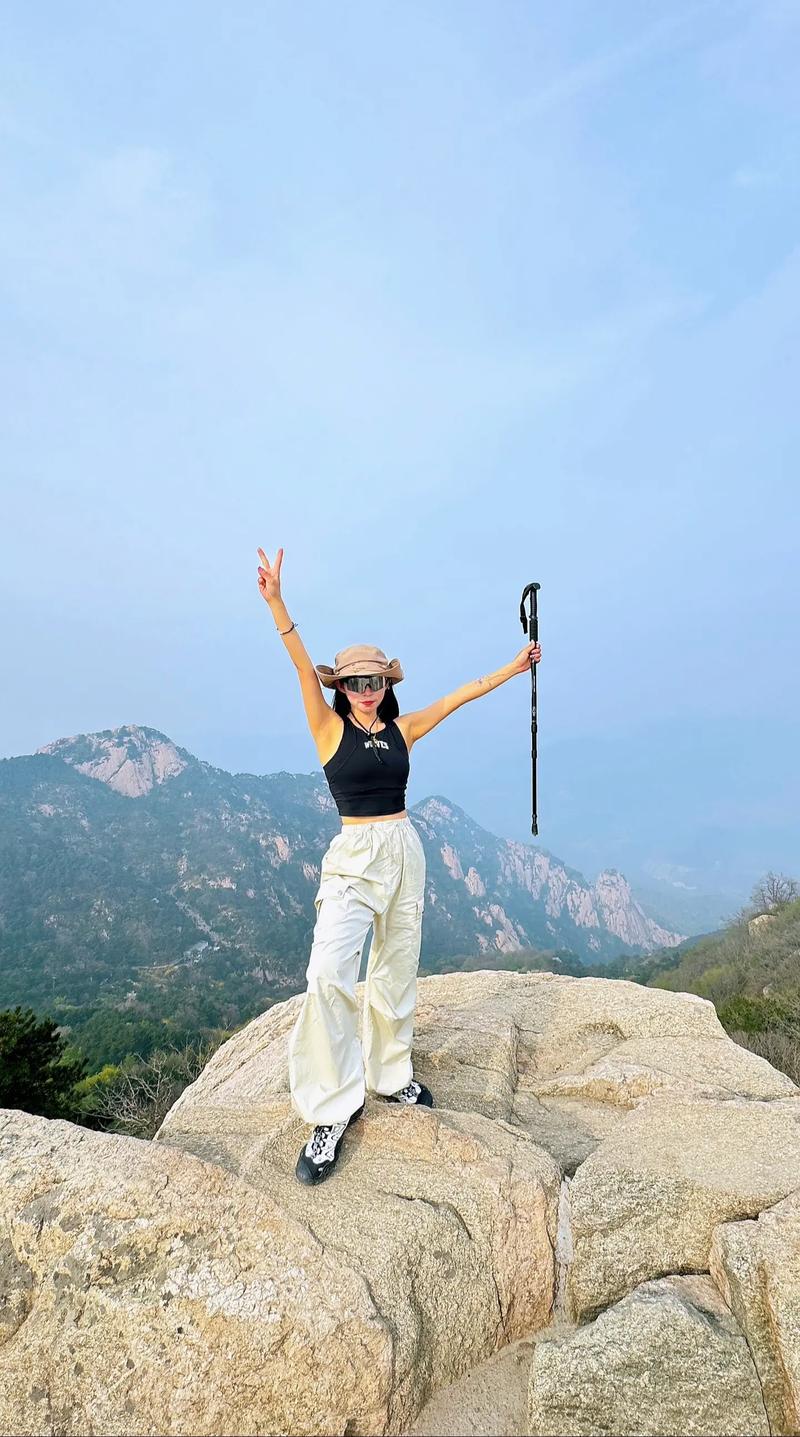 九月去泰山旅游穿什么衣服好 - 九月爬泰山带什么衣服-第6张图片 九月去泰山旅游穿什么衣服好 - 九月爬泰山带什么衣服-第6张图片