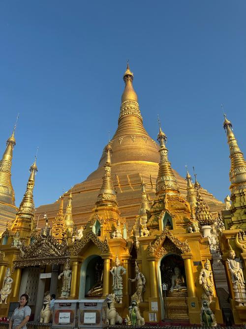 缅甸旅游景点介绍词,缅甸的旅游风光-第1张图片 缅甸旅游景点介绍词,缅甸的旅游风光-第1张图片