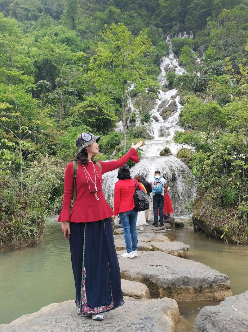 去贵州玩穿什么衣服好看,去贵州游玩穿什么衣服-第1张图片 去贵州玩穿什么衣服好看,去贵州游玩穿什么衣服-第1张图片