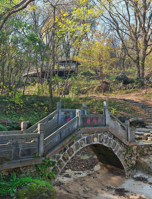 襄阳旅游景点攻略自驾游(襄阳旅游必去景点推荐)-第1张图片 襄阳旅游景点攻略自驾游(襄阳旅游必去景点推荐)-第1张图片