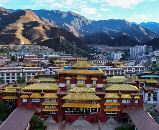 昌都景点有哪些地方 - 昌都景点介绍-第1张图片 昌都景点有哪些地方 - 昌都景点介绍-第1张图片