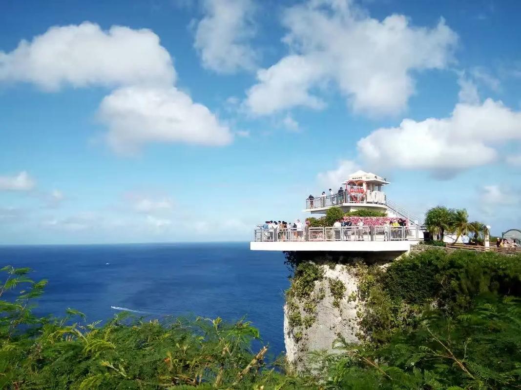 关岛旅游景点排名榜 - 关岛旅游地图-第2张图片 关岛旅游景点排名榜 - 关岛旅游地图-第2张图片