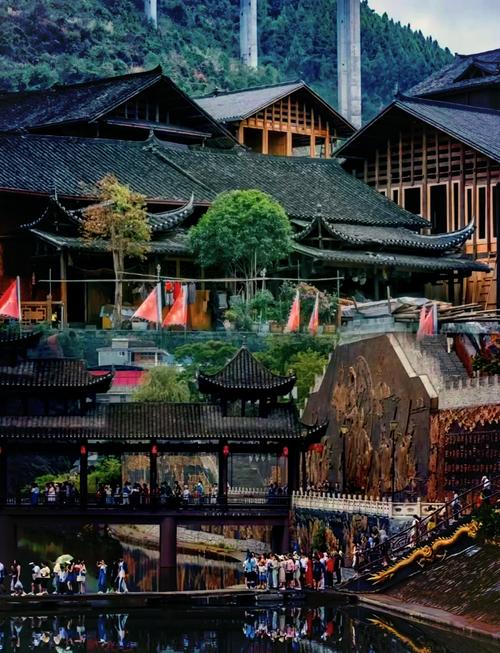 湘西墨戎苗寨好玩吗 - 湖南湘西墨戎苗寨在哪个市-第5张图片 湘西墨戎苗寨好玩吗 - 湖南湘西墨戎苗寨在哪个市-第5张图片