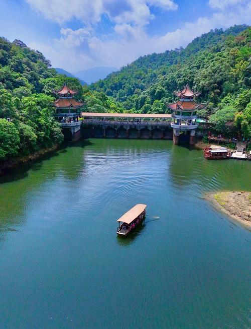 肇庆市鼎湖山风景区(肇庆市鼎湖山风景区攻略路线图)-第6张图片 肇庆市鼎湖山风景区(肇庆市鼎湖山风景区攻略路线图)-第6张图片