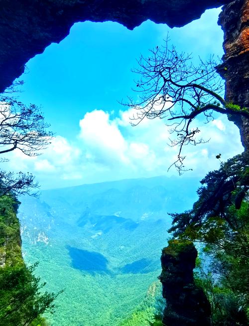 广西自驾旅游攻略必去景点 - 广西自驾游最佳路线图广西必去前十景点排名-第1张图片 广西自驾旅游攻略必去景点 - 广西自驾游最佳路线图广西必去前十景点排名-第1张图片