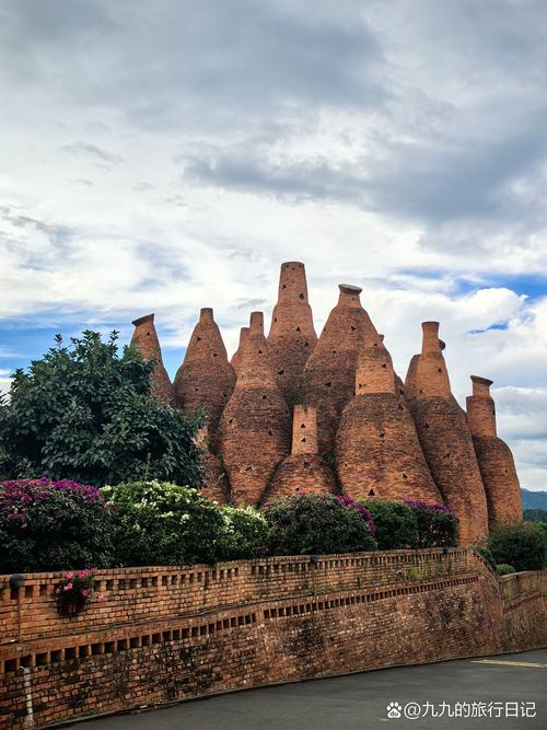 红河旅游必去的景点 - 红河旅游景点有哪些好玩-第1张图片 红河旅游必去的景点 - 红河旅游景点有哪些好玩-第1张图片