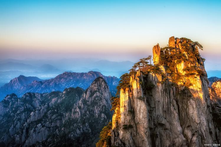 黄山旅游前十景点推荐理由(黄山旅游前十景点推荐理由有哪些)-第1张图片 黄山旅游前十景点推荐理由(黄山旅游前十景点推荐理由有哪些)-第1张图片